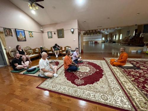 MBMC-MeditationClass-2